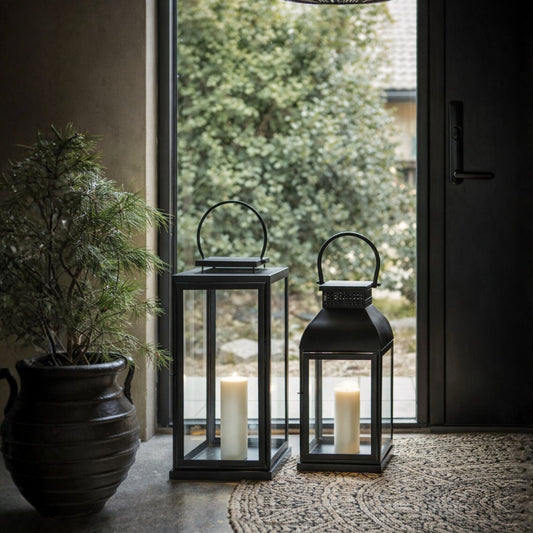 Stor Lykta i Svart Metall 70 cm | Clinton