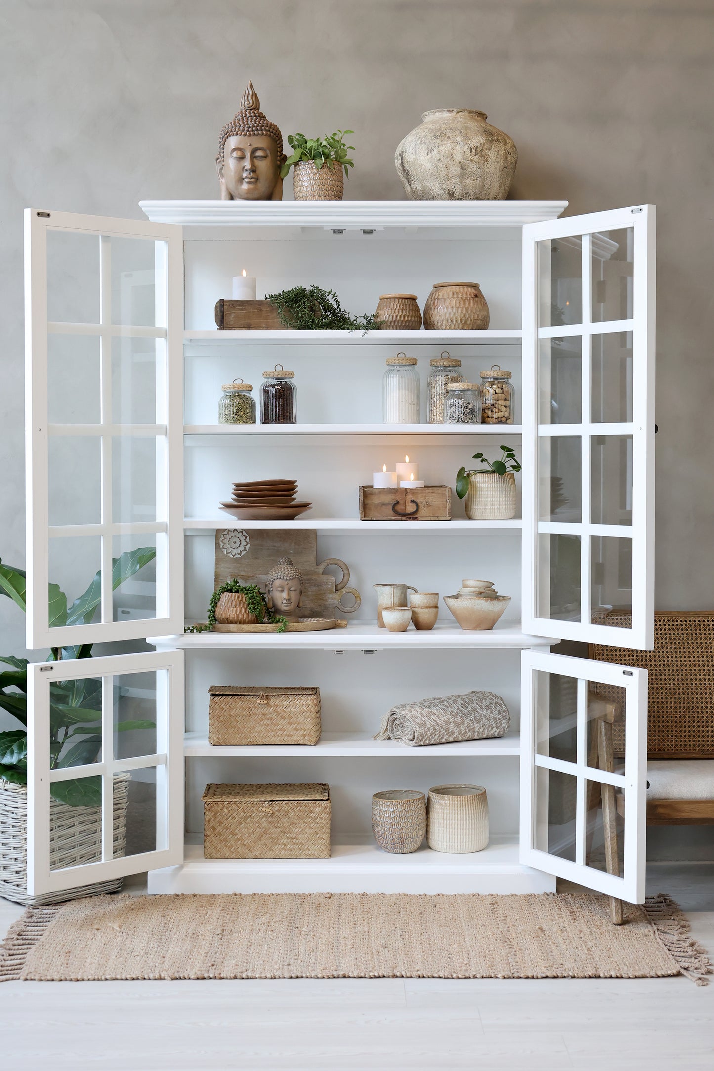 Marseille Vitrinskåp – 4 Dörrar & Hyllor (Chic Antique)