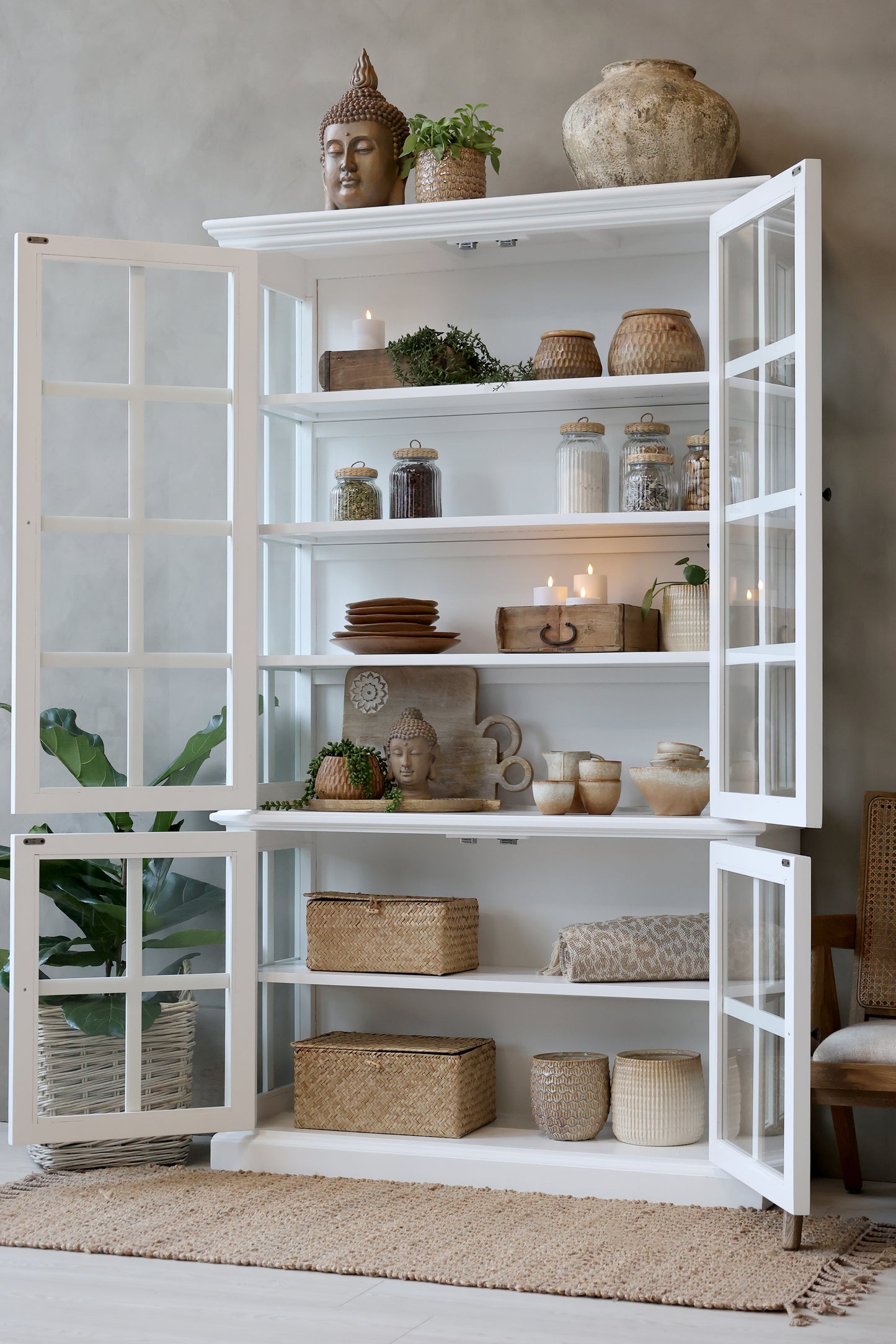 Marseille Vitrinskåp – 4 Dörrar & Hyllor (Chic Antique)