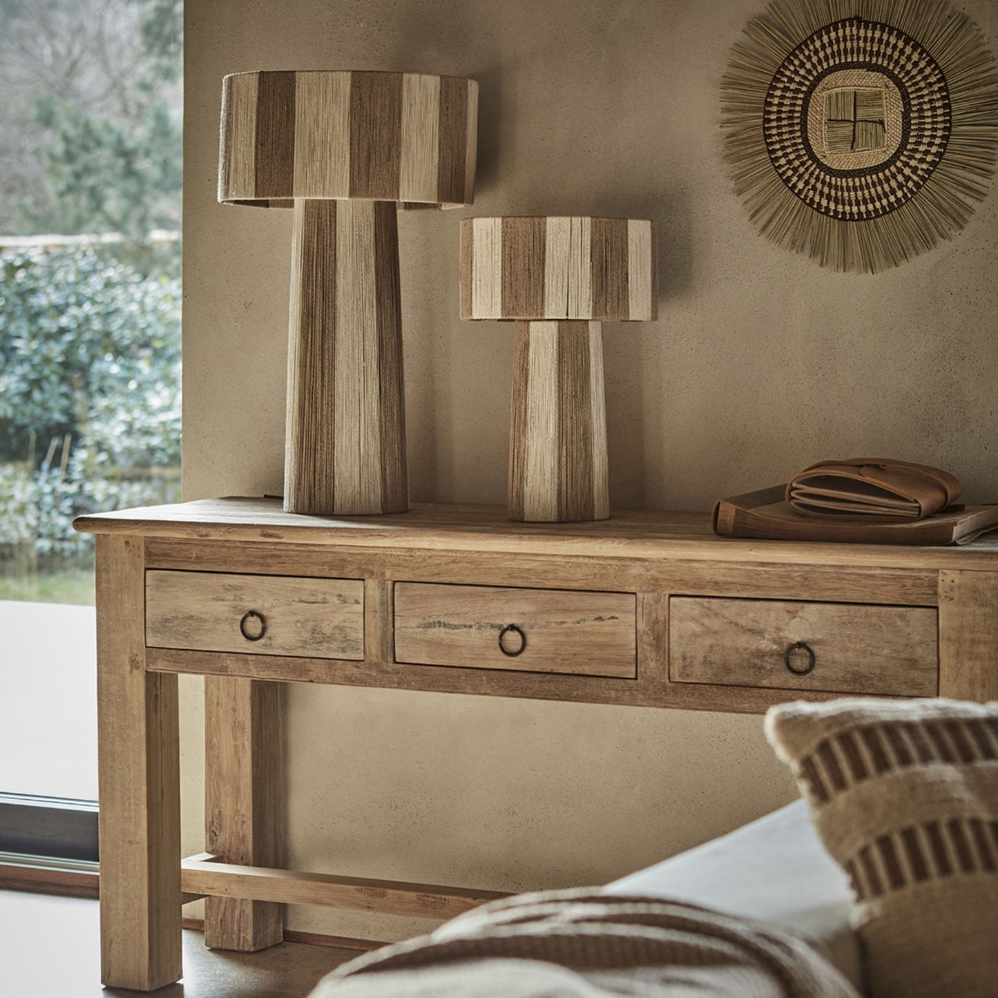 Riko konsolbord i återvunnet trä - Affari of Sweden