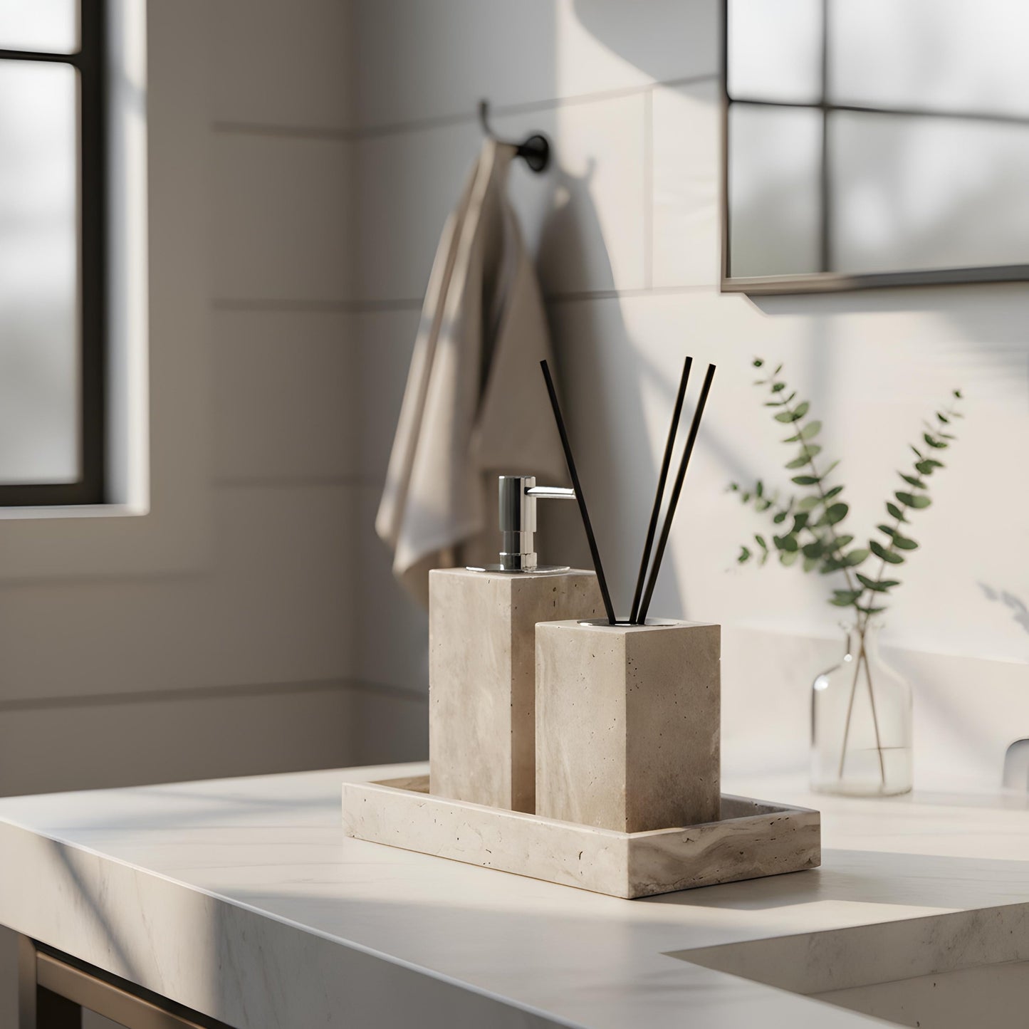 Badrumsset i Travertin - Tvålpump, Doftspridare & Bricka